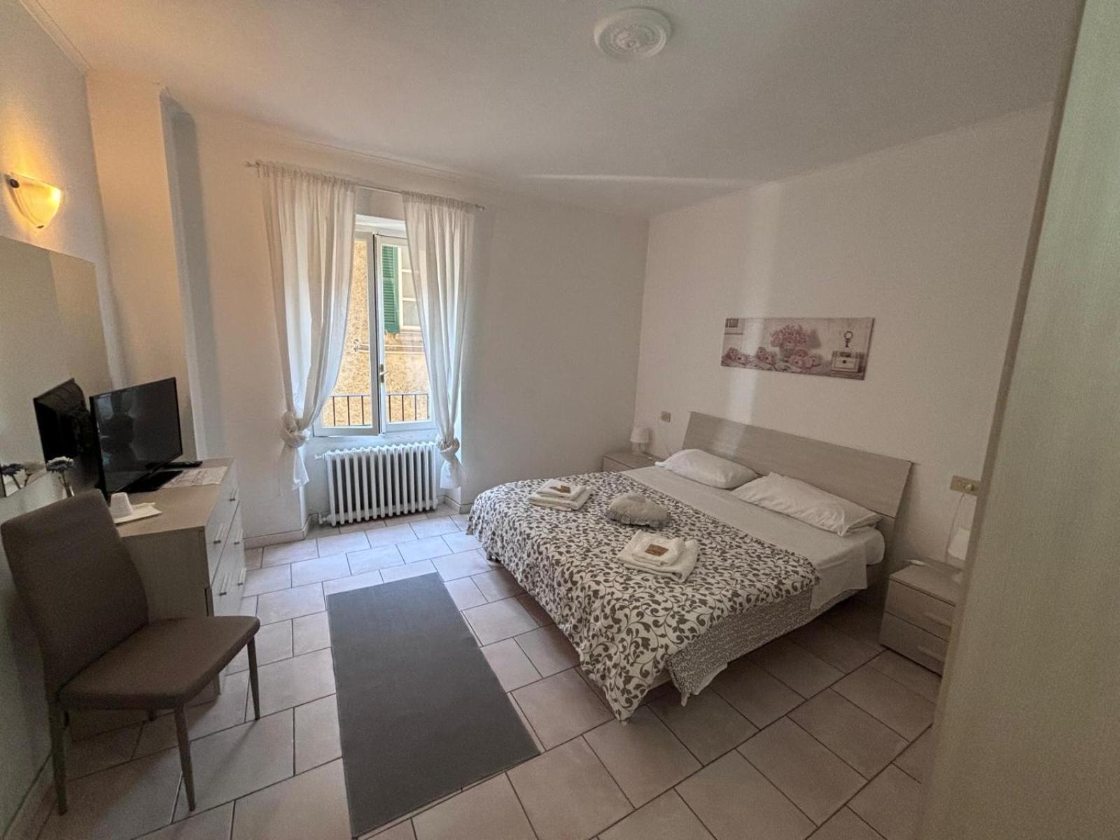 B&B E Residence Abbazia Di Piona Colico Δωμάτιο φωτογραφία